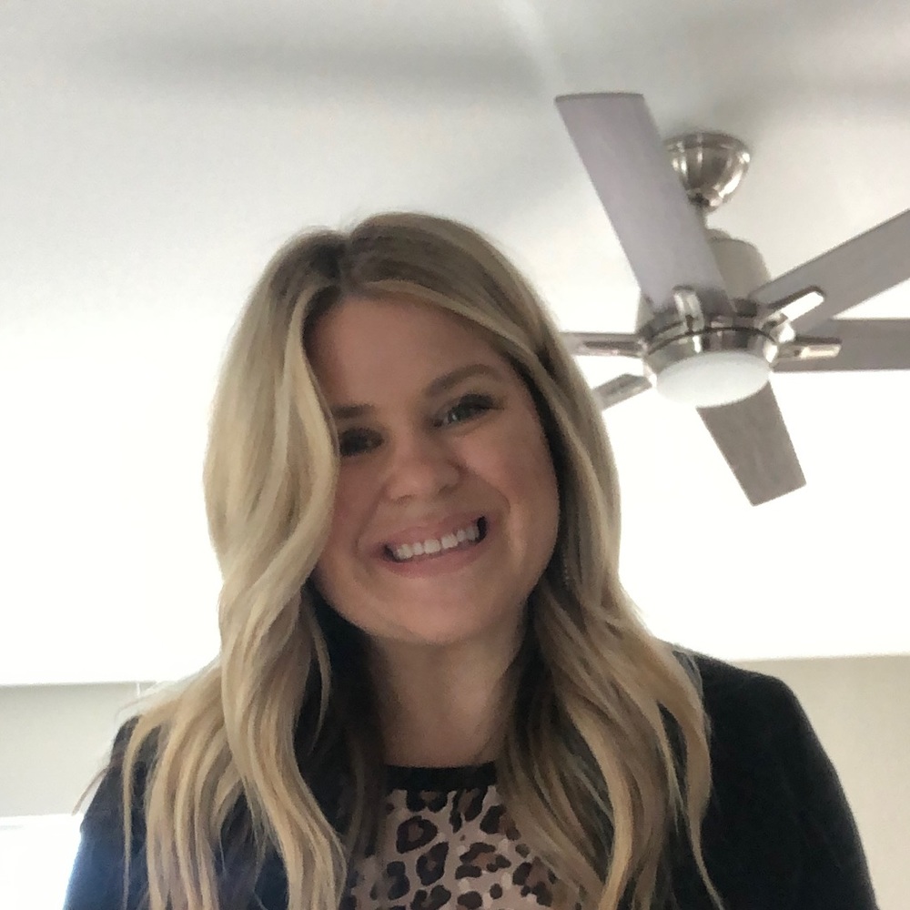 Meet your Posher, Stefanie